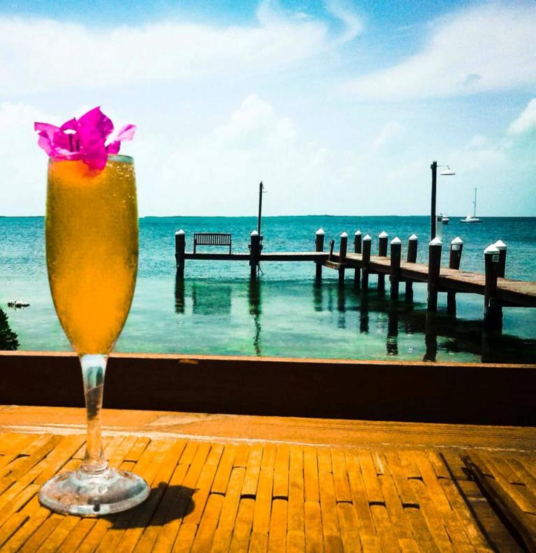 Best Restaurants & Bars in Key Largo | Florida Keys Dining