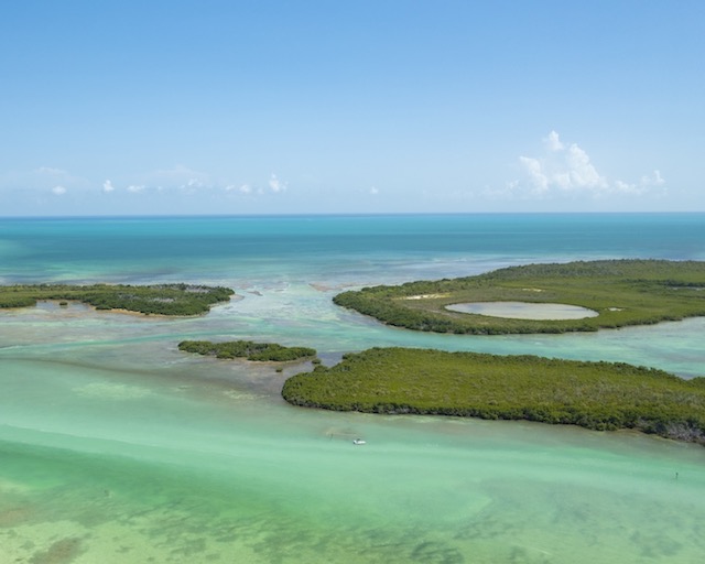 Aerial view of small unpopulated islands in the Florida Keys