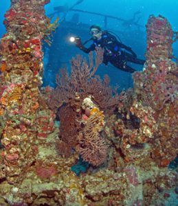 Diver explores Spiegel Grove Key Largo
