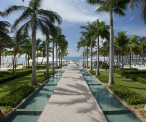 Casa Marina Resort water walk