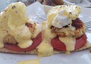 crab cake benedict Key West brunch