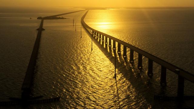 Seven Mile Bridge im Sonnenuntergang (c) Rob O'Neal