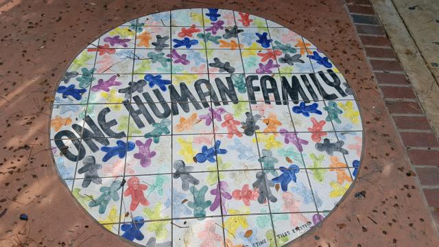 One Human Family Logo (c) Julia Hövelkamp, Florida Keys News Bureau