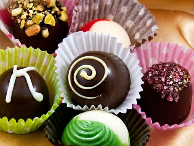 The Key Largo Chocolates emporium  is to host a Chocolate Meets Cabernet event in addition to a popular junior chocolatiers cooking class with the Keys’ only chocolatier.