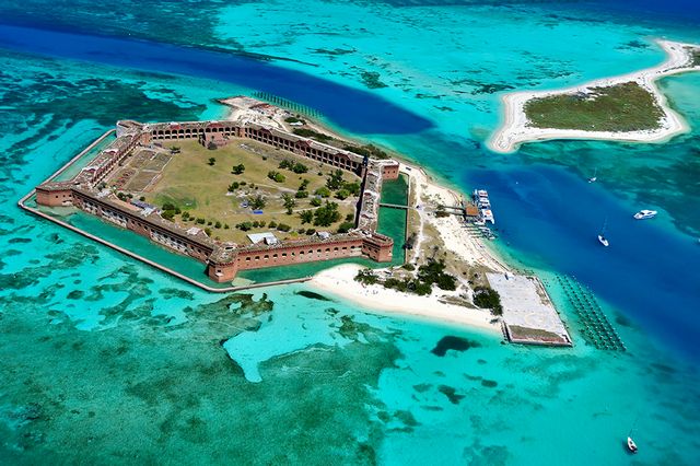 Another popular itinerary, 'Keys, Everglades & Dry Tortugas: Human History & Outdoor Study' includes hiking and picnicking at national and state parks.