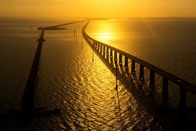 Seven Mile Bridge im Sonnenuntergang (c) Rob O'Neal