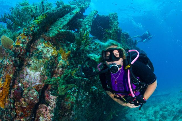 Lisa Mongelia of the History of Diving Museum explores the Florida Keys reefs regularly.