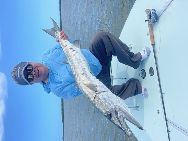 John Chinuntdet of Mooresville, North Carolina, won the Cuda Bowl’s fly division championship, releasing barracuda totaling 261 inches. 
