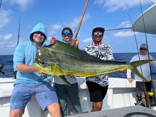The $1,000 prize for largest bull dolphin went to the team on Two Conchs 39. 