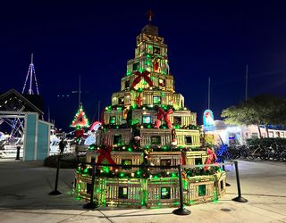 Florida Keys Holidays to Sparkle with Lights and Subtropical Warmth