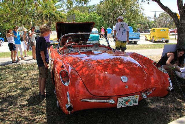 The All-American Road Vintage Cruisers Car Show is to feature cars, trucks, motorcycles and rat rods.
