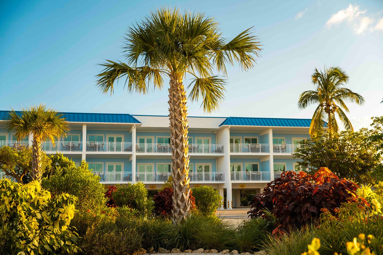 The new 44-unit, all-suite Sugarloaf Key Hotel is now open at the Sugarloaf Key/Key West KOA Resort. 