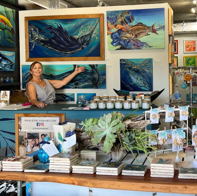 Jessica Ann Art features the owner's original artwork along with items by other artists including photography prints, gift items and wearable art. 